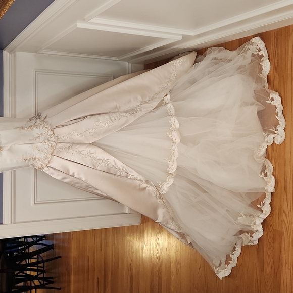 Mon Cheri Wedding Dress Size 12 - Picture 5 of 12